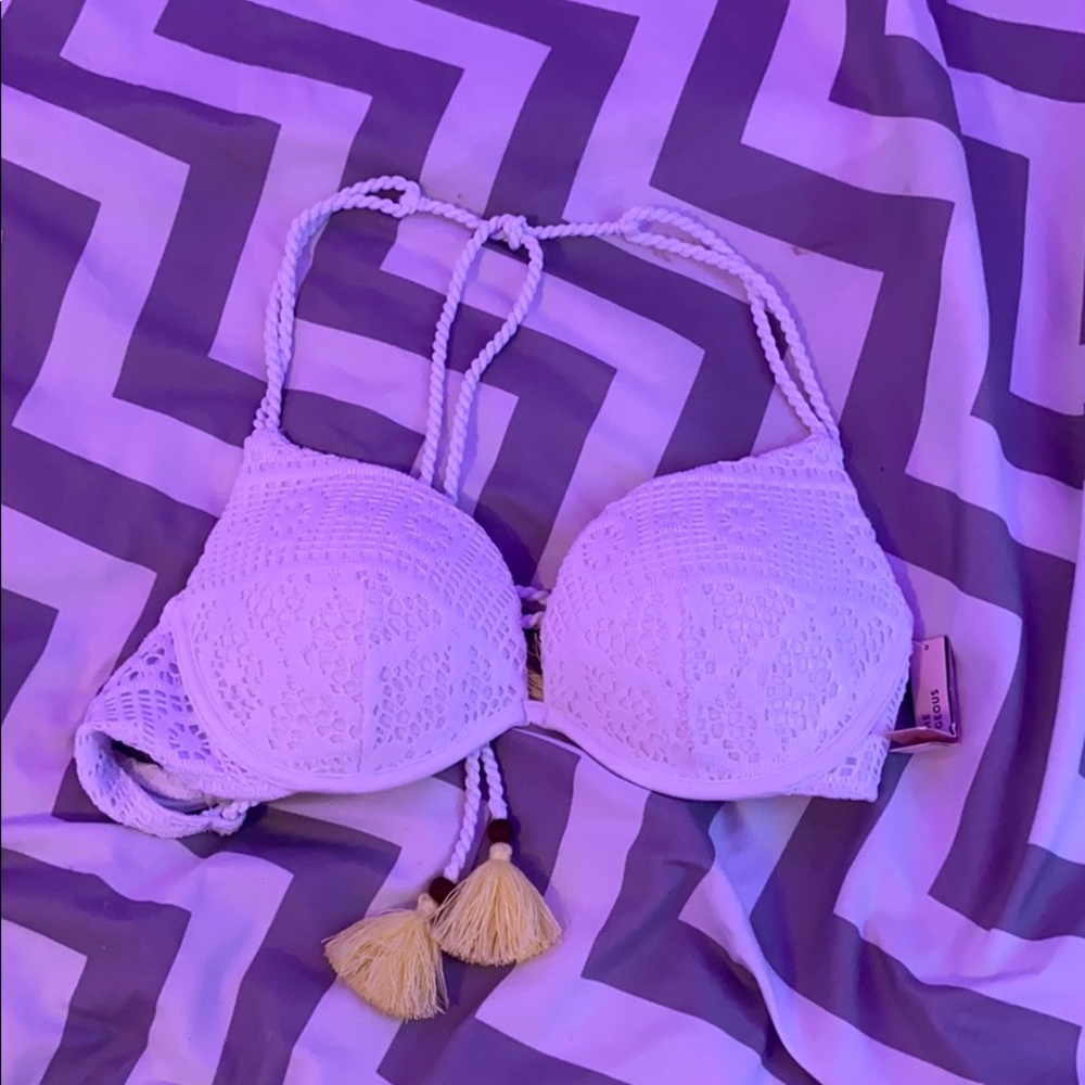 Victoria’s Secret bathing suit top size 32C